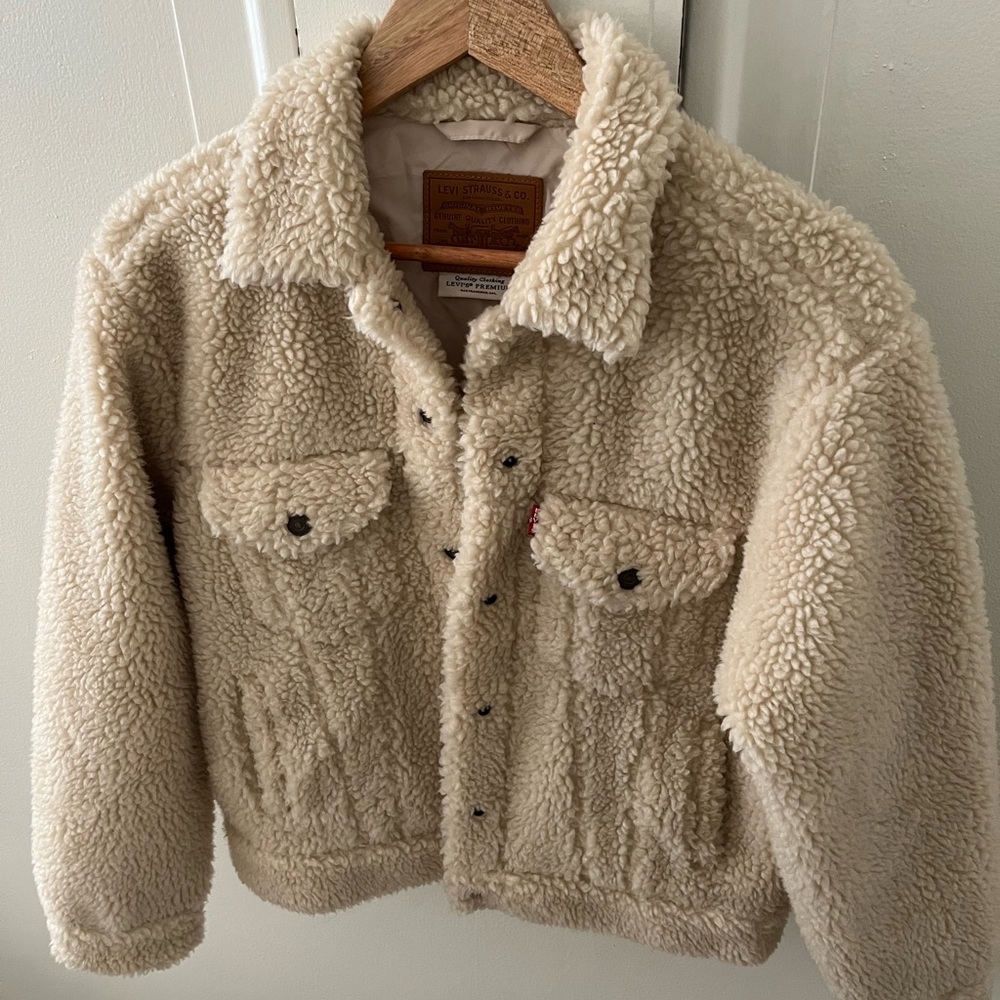 Levi's Womens Sherpa Trucker Jacket in Cream
